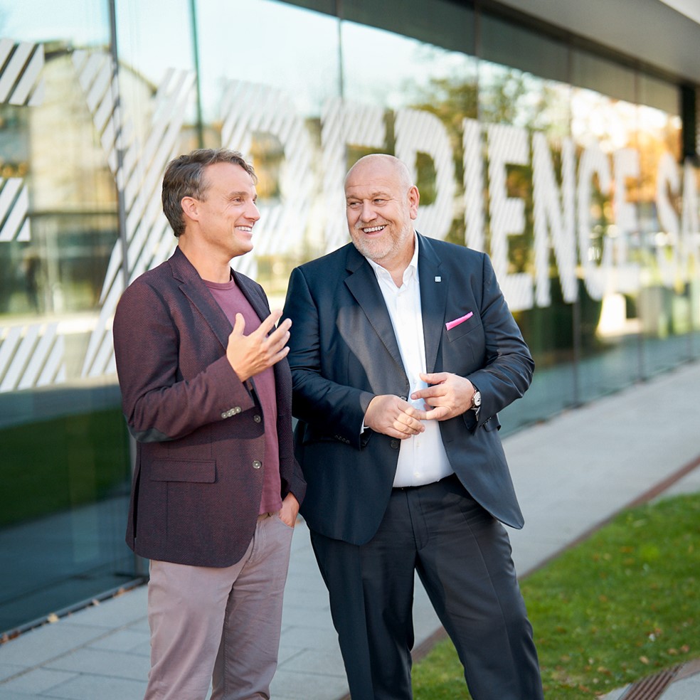 Christian Klein, CEO of SAP and Endress+Hauser Supervisory Board president Matthias Altendorf